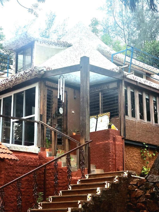 Prithwe Earth Homes Homestay *