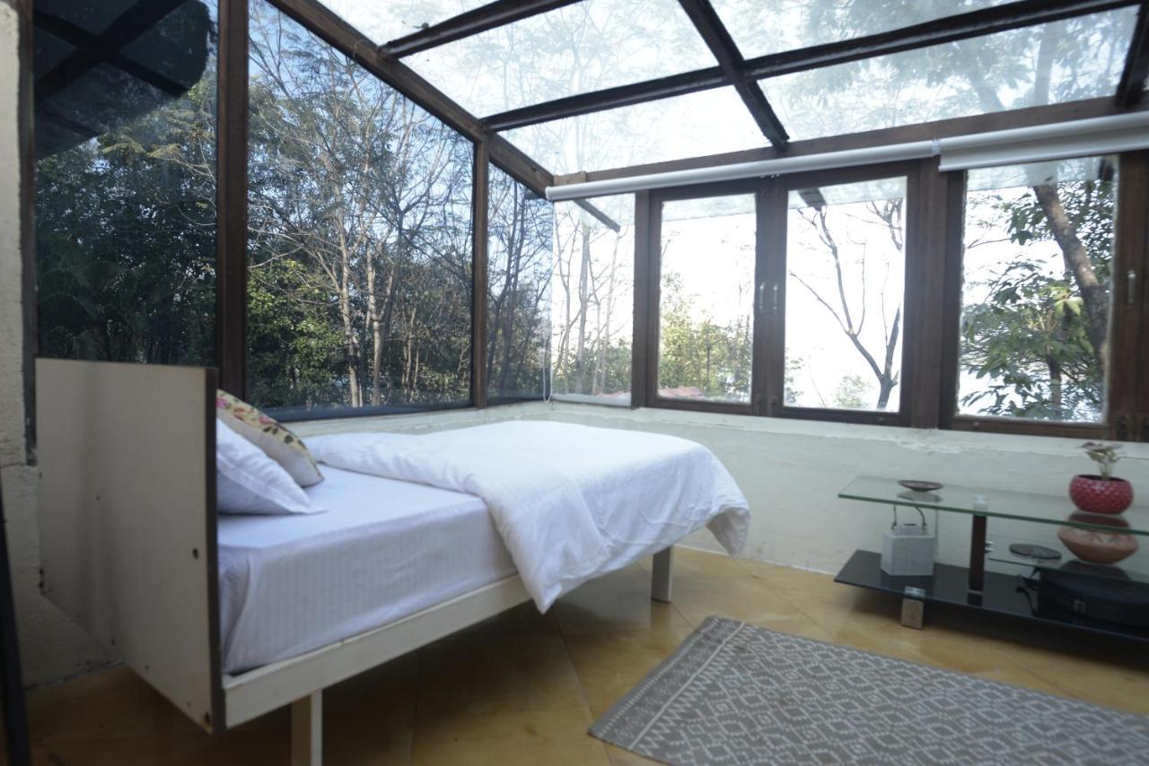 Prithwe Earth Homes Homestay *